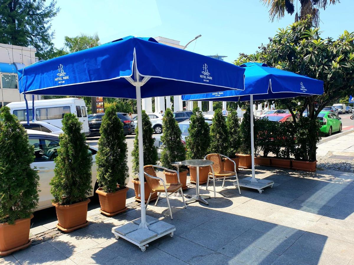 Hotel Park Batumi Exterior photo