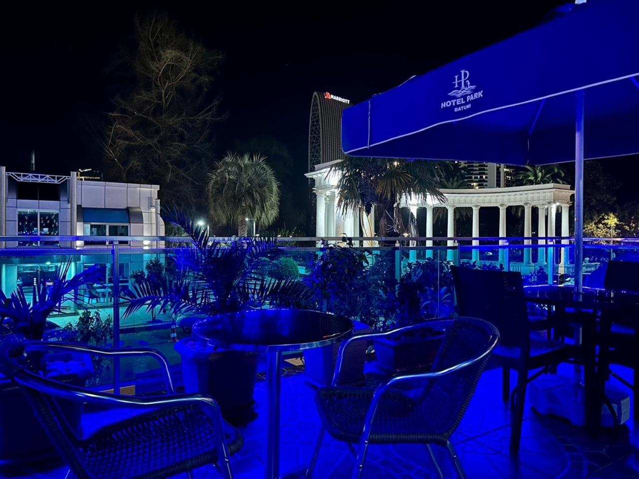 Hotel Park Batumi Exterior photo