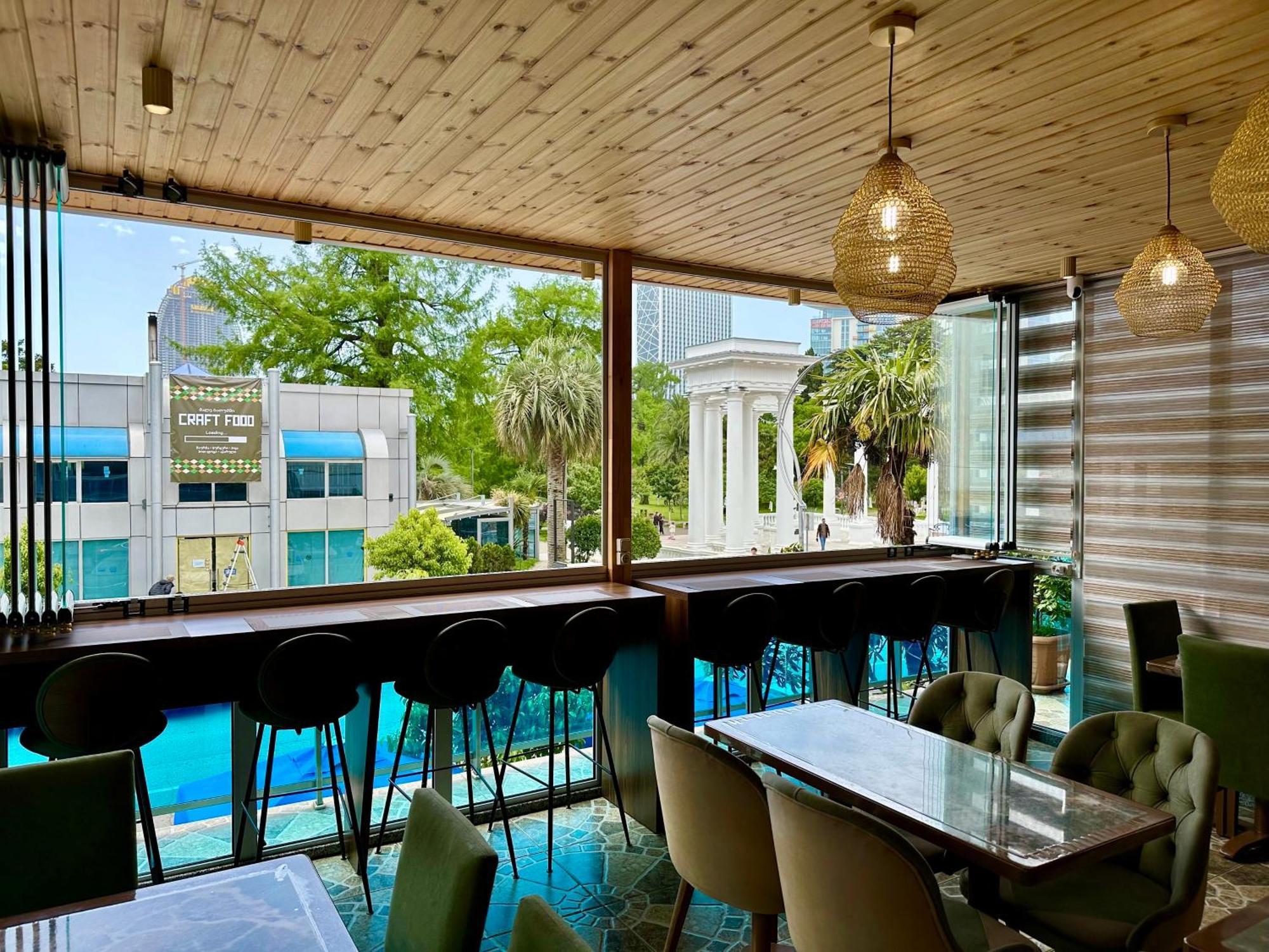 Hotel Park Batumi Exterior photo